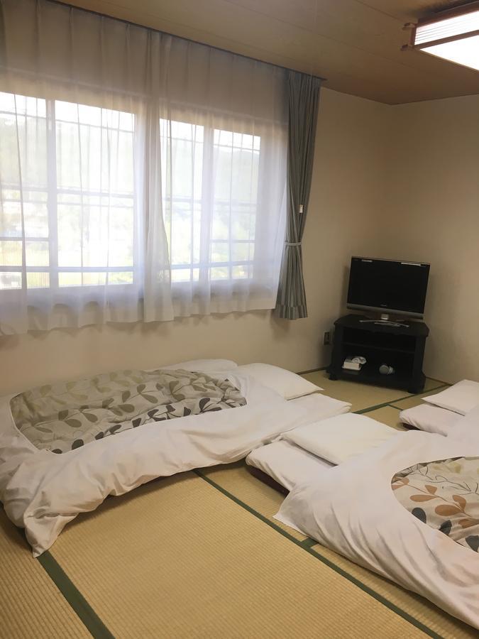 Business Hotel Kanekura Готемба Екстериор снимка